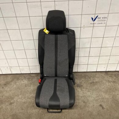 Peugeot 5008 1.2 12V e-THP PureTech 130 Rear seat 2019 9810007980