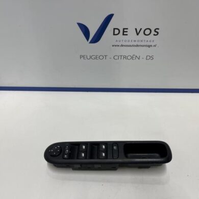 Peugeot 5008 1.6 e-THP 165 16V Multi-functional window switch 2016 98144143ZD