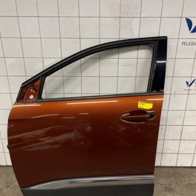 Peugeot 3008 1.2 12V e-THP PureTech 130 Door 4-door, front left 2019 9812306480