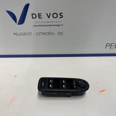 Peugeot 308 1.6 16V THP 155 Multi-functional window switch 2012 649027