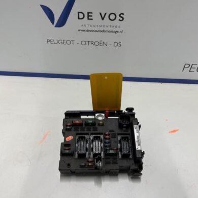 Peugeot 307 2.0 16V Fuse box 2004 6500Y1-965063680