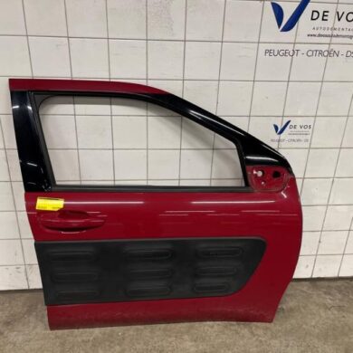Citroen C4 Cactus 1.2 PureTech 82 12V Front door 4-door, right 2016 9801012880