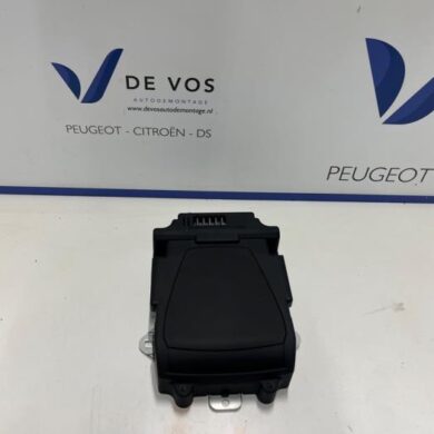 Citroen DS5 2.0 165 HYbrid4 16V Head-up display RHC-RH02 2012 1607191580-1607195680-9812525980