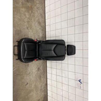 Peugeot 308 1.6 16V THP 155 Rear seat 2012 8846S4