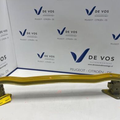 Peugeot 208 1.2 Vti 12V PureTech 100 Bumperframe achter 2023 9825456380