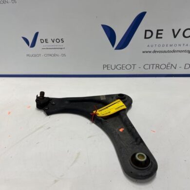 Citroen C3 1.2 Vti 12V PureTech Front wishbone, left 2022 9670772080-3520J1