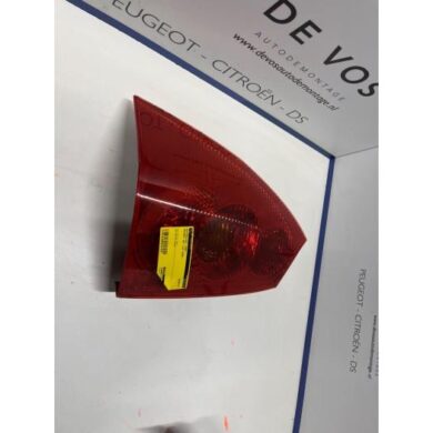 Peugeot 307 2.0 16V Taillight, left 2004 6350Q6