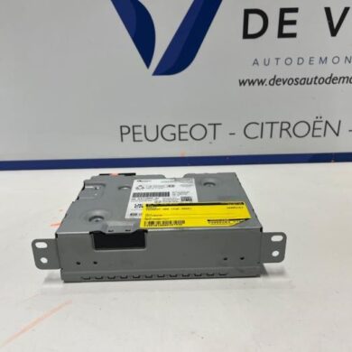 Peugeot 208  Radio 2023 9844106080-1686914380-1690332180