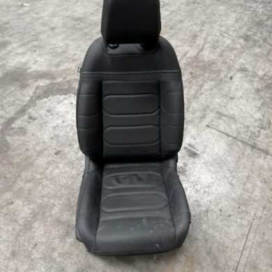 Citroen C5-X  Seat, right 2023 YL01929480-YL01923480