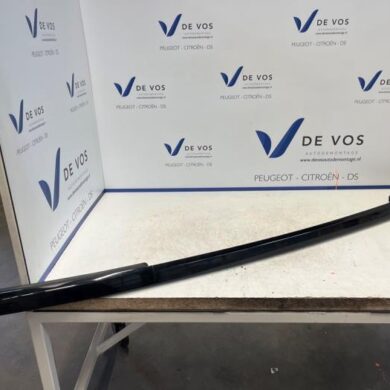 Peugeot 2008 1.2 12V e-THP PureTech 110 Dakrail links 2017 967835769V