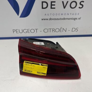 Citroen C5-X  Taillight, left 2023 YL01930880
