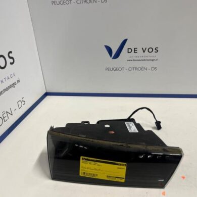 Peugeot 508 1.5 BlueHDi 130 Rücklicht links 2021 9813508280