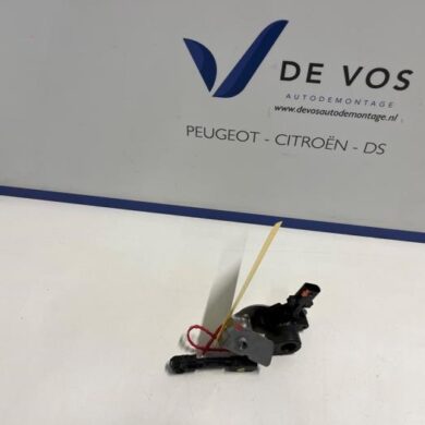 Peugeot 308 1.2 PureTech Hybrid 136 Sensor (overige) 2023 9817423180