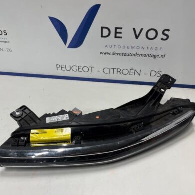 Citroen C5-X  Daytime running light, left 2023 YL01880680