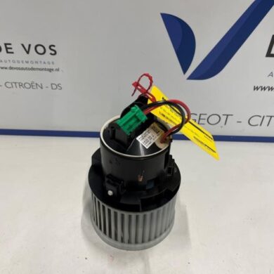 Peugeot 508 1.5 BlueHDi 130 Heating and ventilation fan motor 2021 1610497180