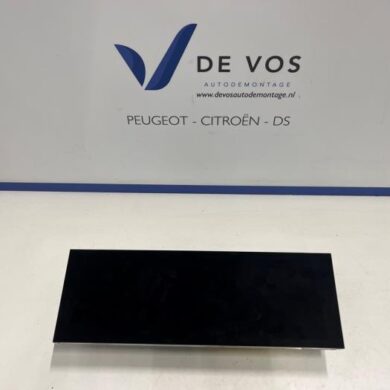 Peugeot 308 1.2 PureTech Hybrid 136 Display Interieur HN09 2024 9837654580