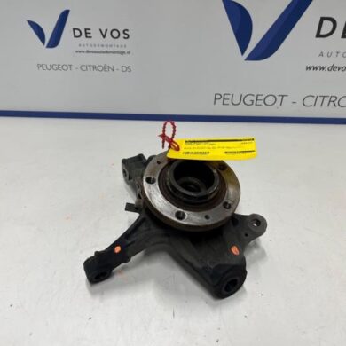 Peugeot 508  Fusee rechts-voor 2022 1647857080