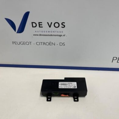 Peugeot 208 1.2 Vti 12V PureTech 100 Telefoon interface 2023 9841408080-9847654980
