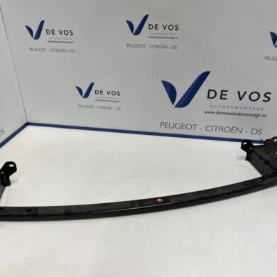 Peugeot 308 1.2 PureTech Hybrid 136 Front bumper frame 2024 9835211680