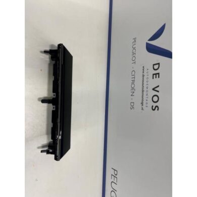 Peugeot 308 1.2 PureTech Hybrid 136 Radiobedienfeld 2024 9854716080