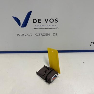 Opel Crossland X 1.2 Turbo 12V Camera voorzijde 2020 9831721680