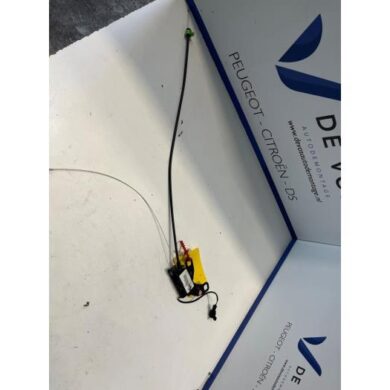 Peugeot 308 1.6 VTI 16V Boot lid lock mechanism 2010 8484AT