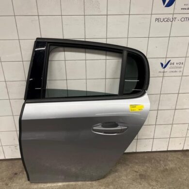 Peugeot 208 1.2 Vti 12V PureTech 100 Tür 4-türig links hinten 2023 9827577980