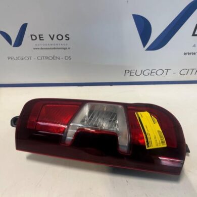 Citroen Berlingo 1.5 BlueHDi 100 Achterlicht links 2022 9819235880