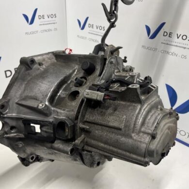 Peugeot 208 1.5 BlueHDi 100 Versnellingsbak YHY-YH01 2020 1636249780-9834798580-1670933480 20R105