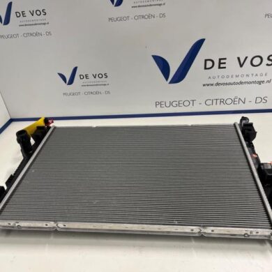 Peugeot 308 1.2 PureTech Hybrid 136 Radiateur HN09 2023 9837999680