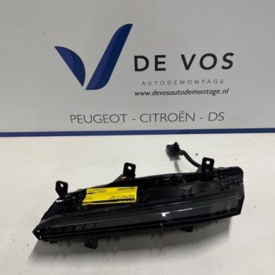 Peugeot 308 1.2 PureTech Hybrid 136 Dagrijverlichting rechts 2023 9835230880