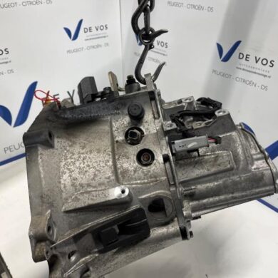 Peugeot 208 1.2 Vti 12V PureTech 100 Versnellingsbak HNE-HN05 2023 9834798380-1671937780-1636249980 20R103
