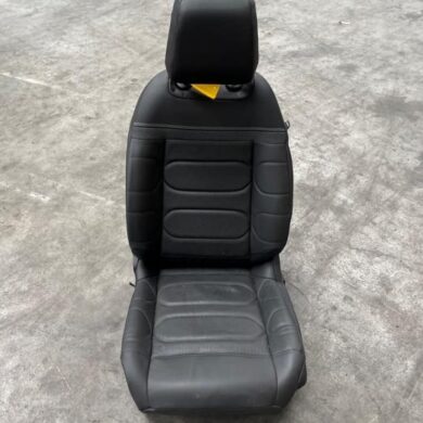 Citroen C5-X  Seat, left 2023 YL01929180-YL01923280