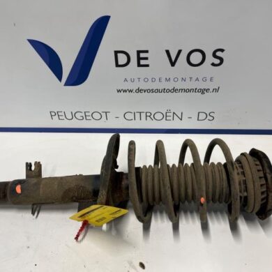 Peugeot 208 1.2 Vti 12V PureTech 82 Schokdemperpoot rechts-voor 2017 9804831280