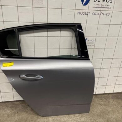 Peugeot 308 1.2 PureTech Hybrid 136 Portier 4Deurs rechts-achter 2023 9837982980