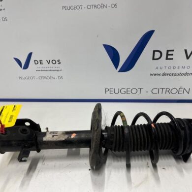 Peugeot 208 1.2 Vti 12V PureTech 100 Schokdemperpoot links-voor 2023 9831168380