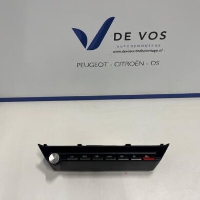 Peugeot 408 1.6 16V HYbrid 225 Kachel Bedieningspaneel 2023 98350200ZD