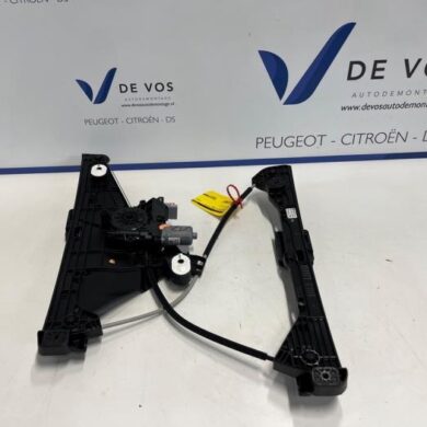 Peugeot 208 1.2 Vti 12V PureTech 100 Ruitmechaniek 4Deurs links-voor 2023 9829043680