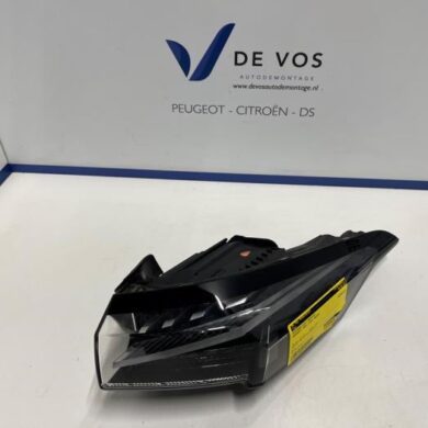 Peugeot 308 1.2 PureTech Hybrid 136 Achterlicht rechts 2024 9835299380