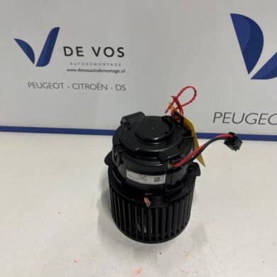 Peugeot 308 1.2 PureTech Hybrid 136 Kachel Ventilatiemotor 2023 9837609380