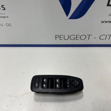 Peugeot 2008  Multi-functional window switch 2018 9824253980