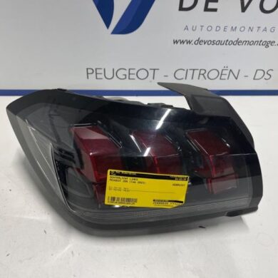 Peugeot 208 1.5 BlueHDi 100 Taillight, left 2023 9823216780
