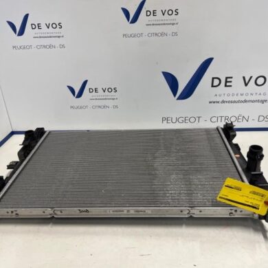 Peugeot 3008 1.2 12V PureTech Hybrid 48V Radiator HN09 2022 9837999680