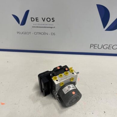 Peugeot 408 1.2 Hybrid 136 ABS pump HN09 2022 9848025280