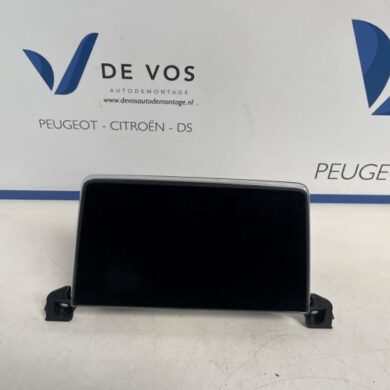 Peugeot 3008 1.2 12V PureTech Hybrid 48V Interior display HN09 2022 9830424280