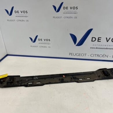 Peugeot 308 1.2 PureTech Hybrid 136 Radiateurbalk 2023 9814630380