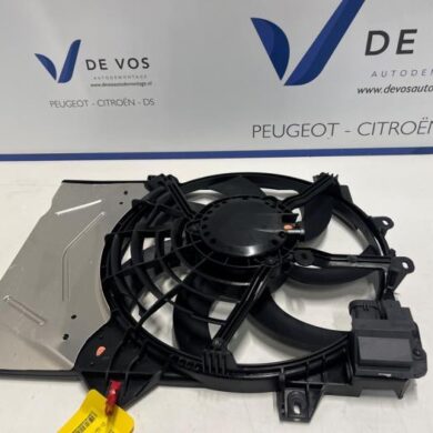 Citroen C3 Aircross 1.2 e-THP PureTech 110 Cooling fan housing 2024 9801666680