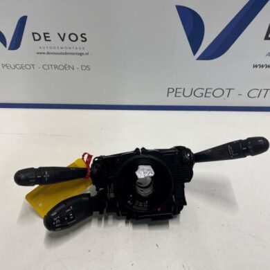 Citroen C3 Aircross 1.2 e-THP PureTech 110 Combischakelaar Stuurkolom 2019 98262573ZD