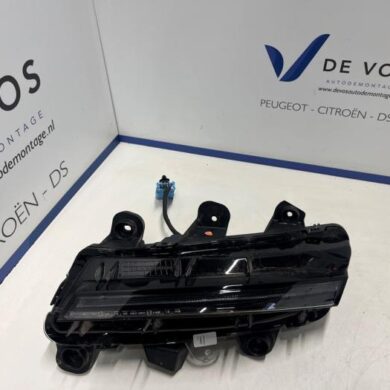 Peugeot 3008 1.2 12V PureTech Hybrid 48V Daytime running light, right 2022 9836230980