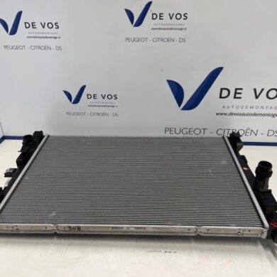 Peugeot 308 1.2 PureTech Hybrid 136 Kühler HN09 2023 9836317980